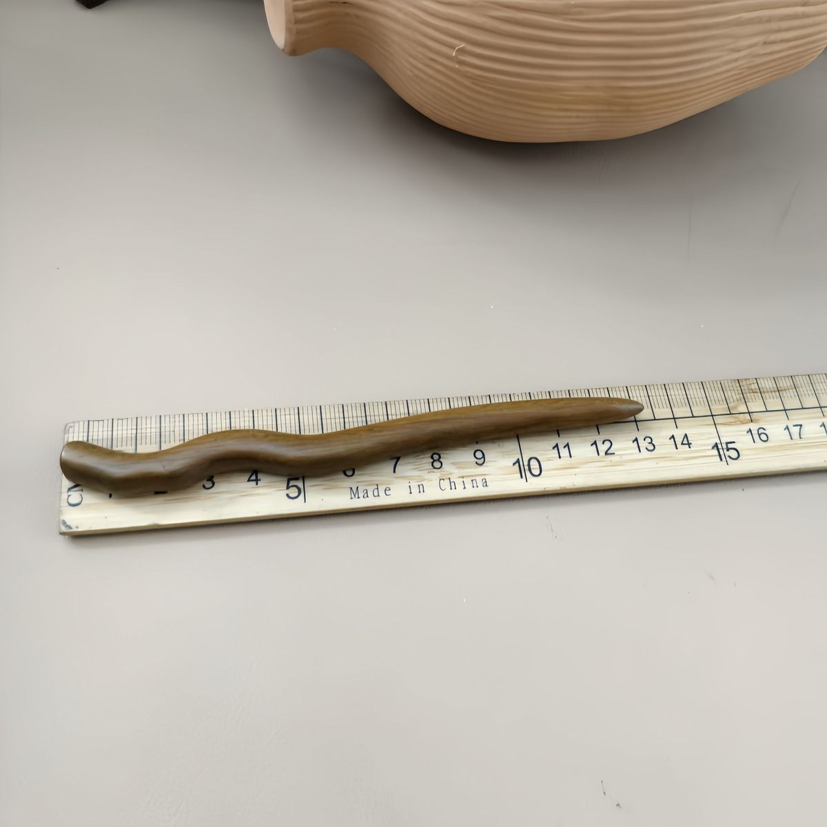 Green Sandalwood Hair Stick – 13cm Wooden Hair Pin for Women | Natural Fragrant Finish