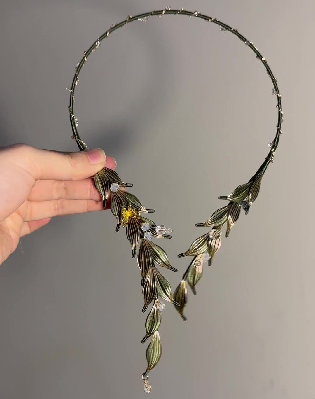 Collana Chanhua Yingluo fatta a mano - Collana appariscente artigianale avvolta in filo