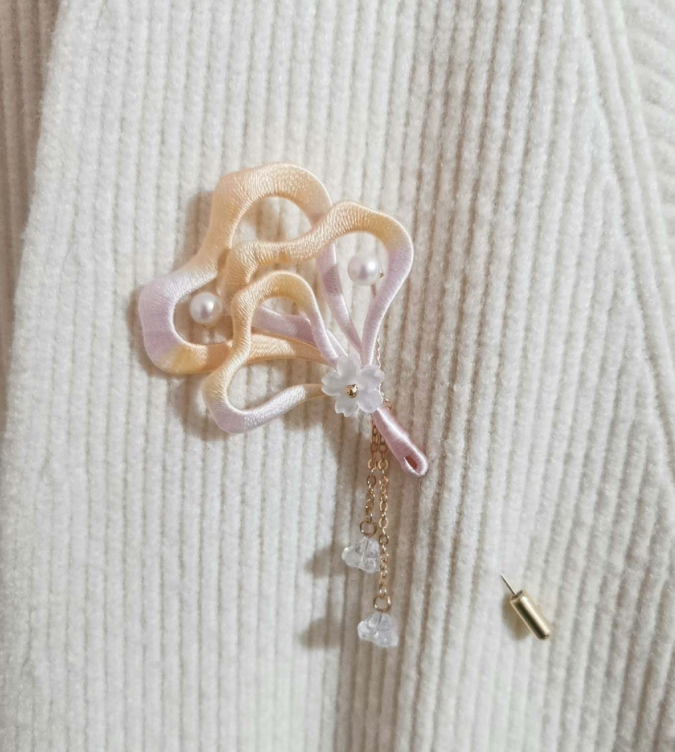 Broche Gingko Faite Main-Broche en Soie (Chanhua)