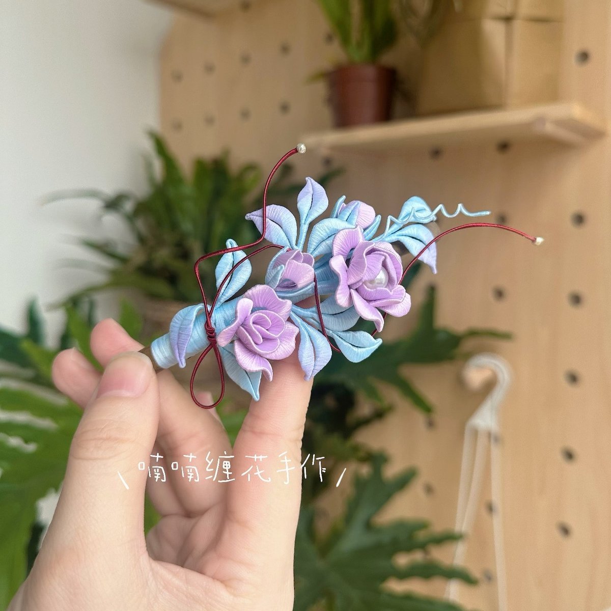 Handmade Rose Chanhua Hair Clip - Artisanal Floral Accessory