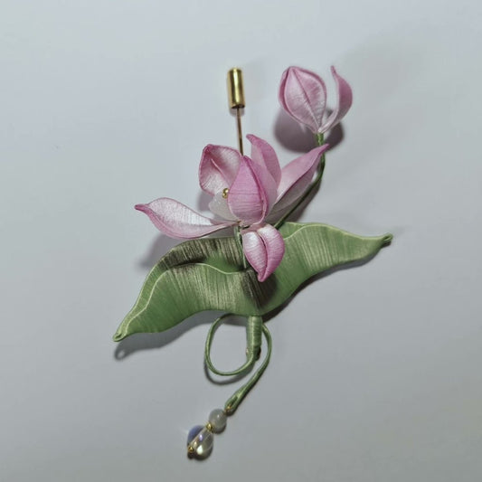 Ink Colored Lotus Handmade Brooch - Silk Brooch(Chanhua)