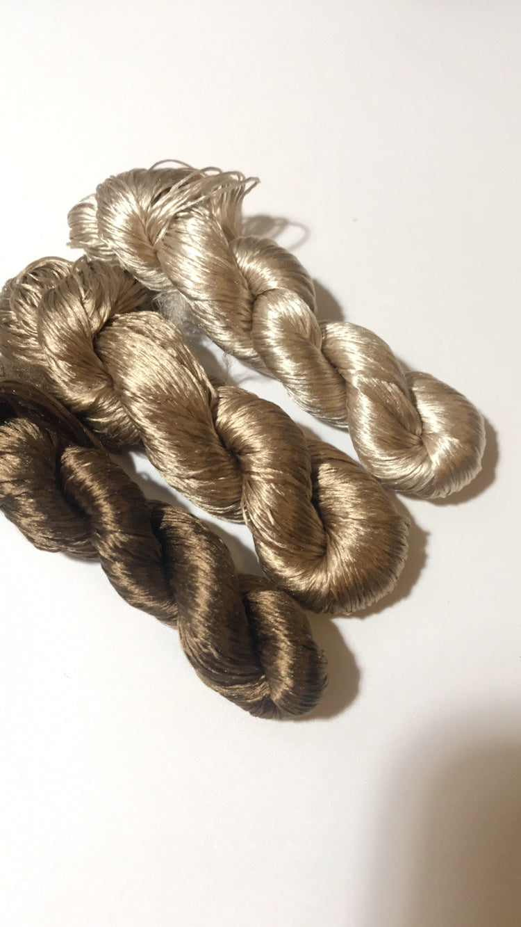 80m Suzhou Embroidery Untwisted Mulberry Silk Thread(#105(1-3) 80m*3) - Ronghua Threads