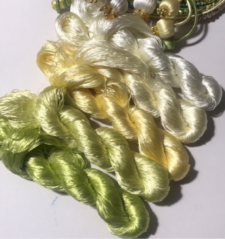 80m Suzhou Embroidery Untwisted Mulberry Silk Thread(#萌绿 80m*5) - Ronghua Threads