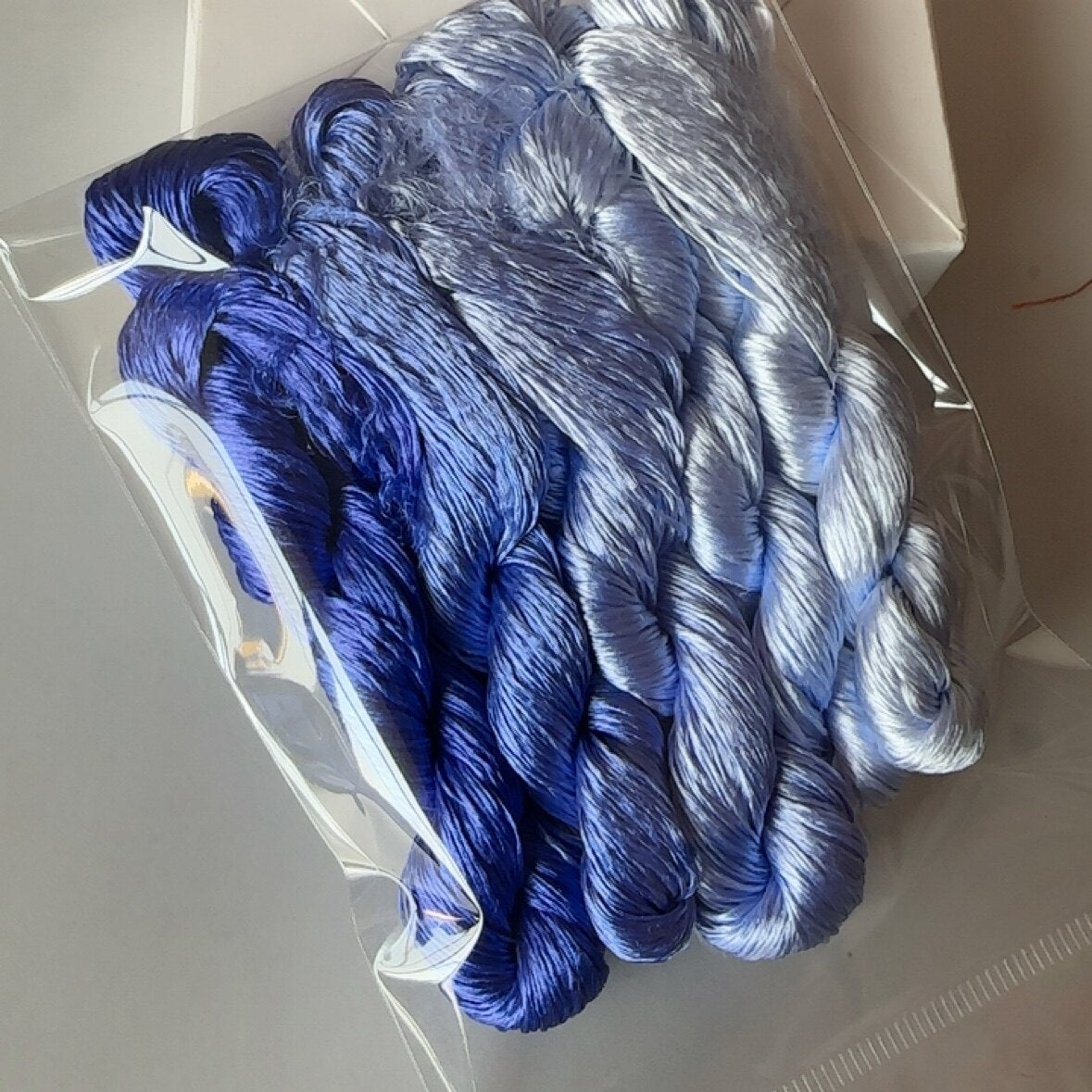 80m Suzhou Embroidery Untwisted Mulberry Silk Thread(#81 80m*5) - Ronghua Threads