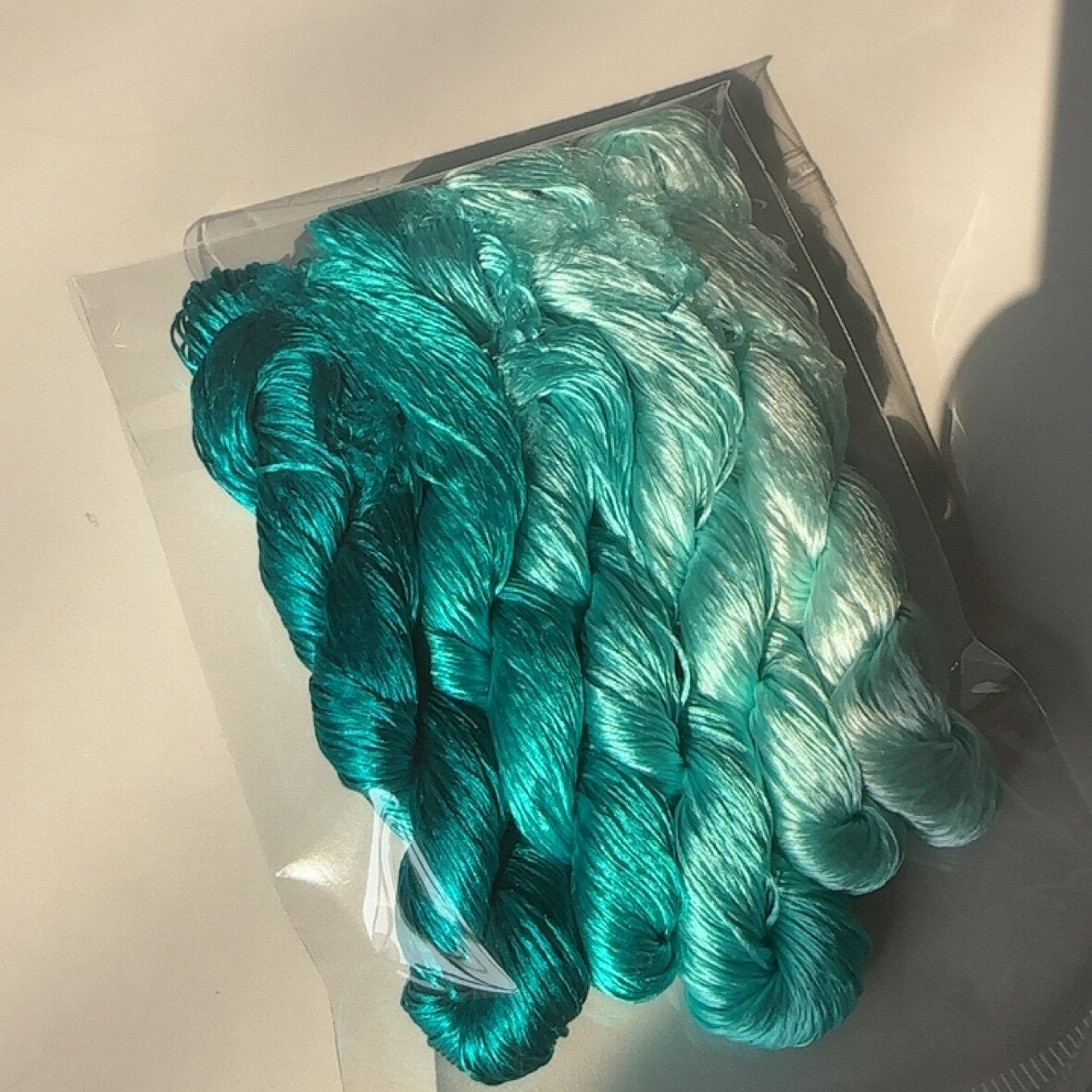 80m Suzhou Embroidery Untwisted Mulberry Silk Thread(#94 80m*5) - Ronghua Threads
