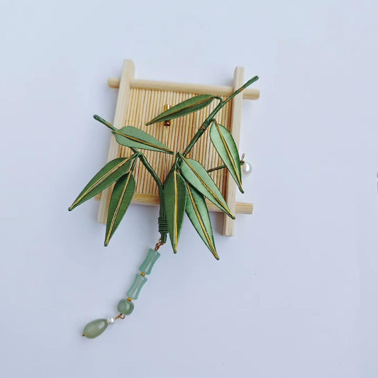 Spilla Artigianale Foglia di Bambù - Spilla di Seta (Chanhua)