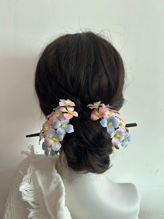 Fermaglio per capelli in seta Ronghua fatto a mano - Fermaglio per capelli a forma di fiore di ortensia blu e rosa (coppia)