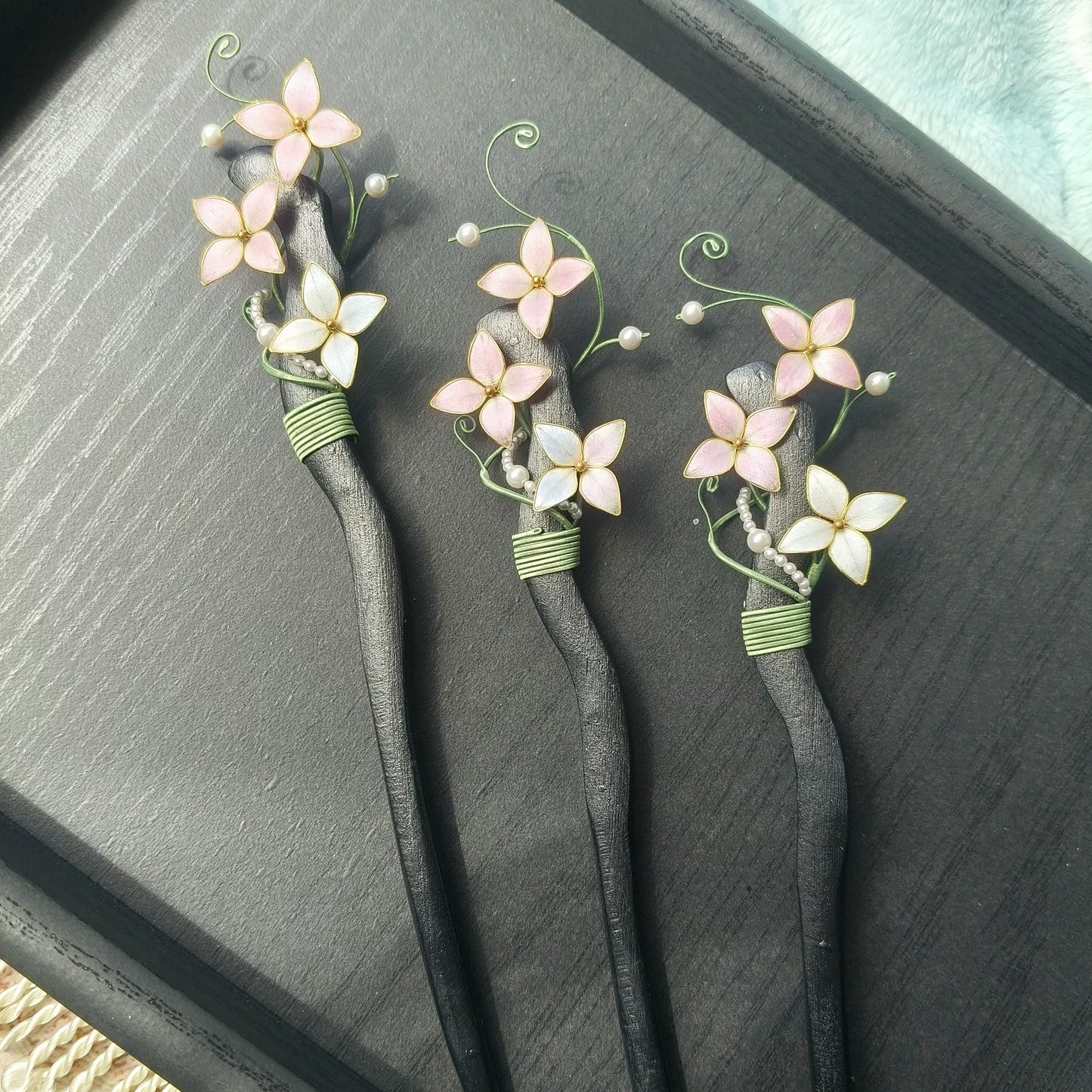 Handmade Ronghua Vine Flower Hairpin - Mulberry Silk Velvet Blossom Hair Pin