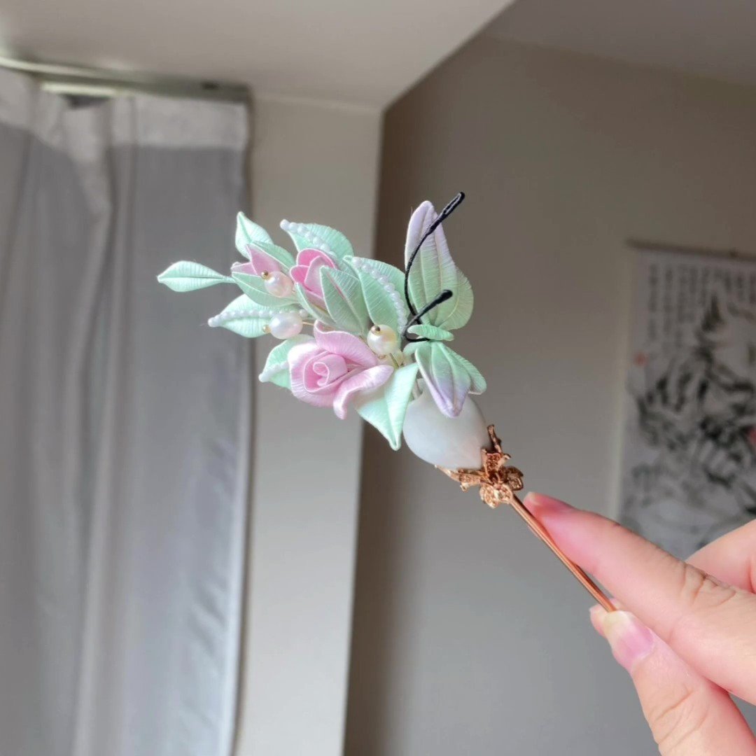 Handmade Chanhua Rose Vase Hairpin - Artisanal Delicate Traditional Hair Accessory