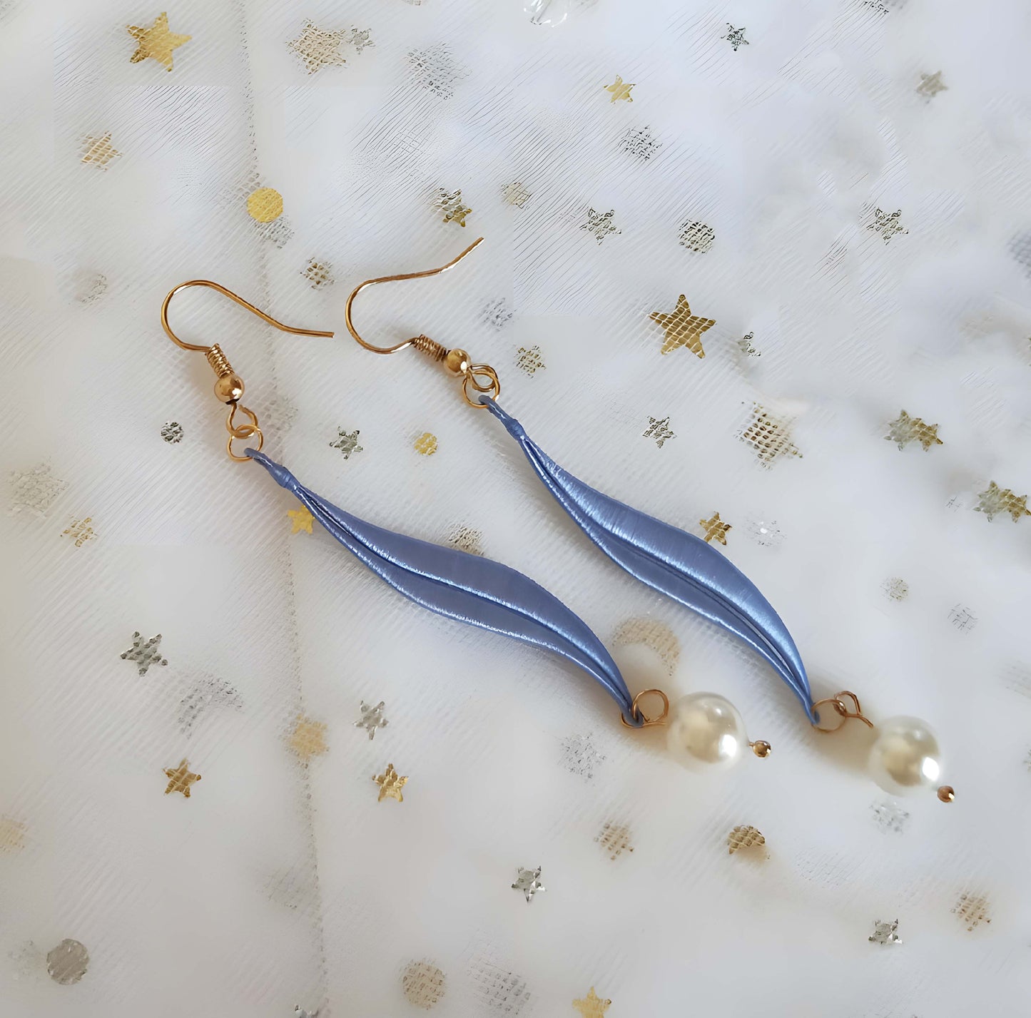 Boucles d'oreilles faites à la main arc-en-ciel - Boucles d'oreilles en soie colorées (Chanhua)