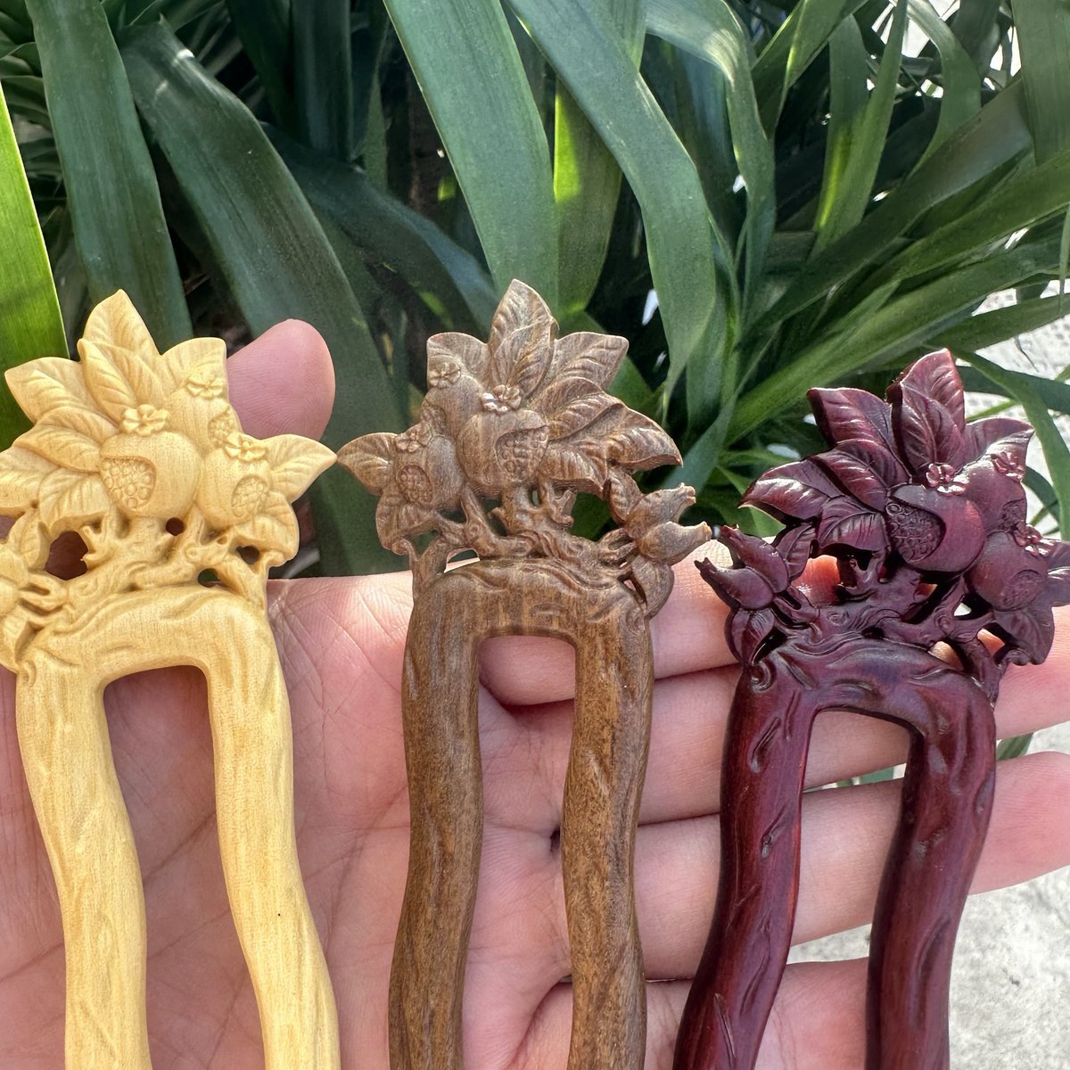 Set di forcine in legno naturale - Forcina a U Melograno da 17 cm (石榴花U簪)