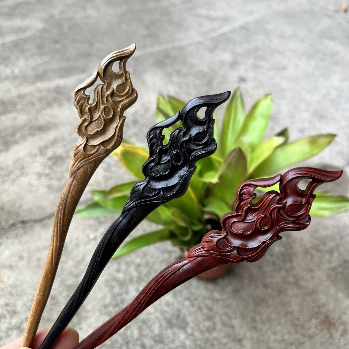 Set di bastoncini per capelli in legno naturale a forma di fiamma - Fermaglio per capelli da 19 cm (火焰)