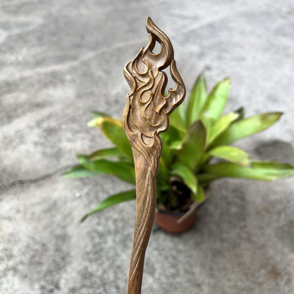 Set di bastoncini per capelli in legno naturale a forma di fiamma - Fermaglio per capelli da 19 cm (火焰)