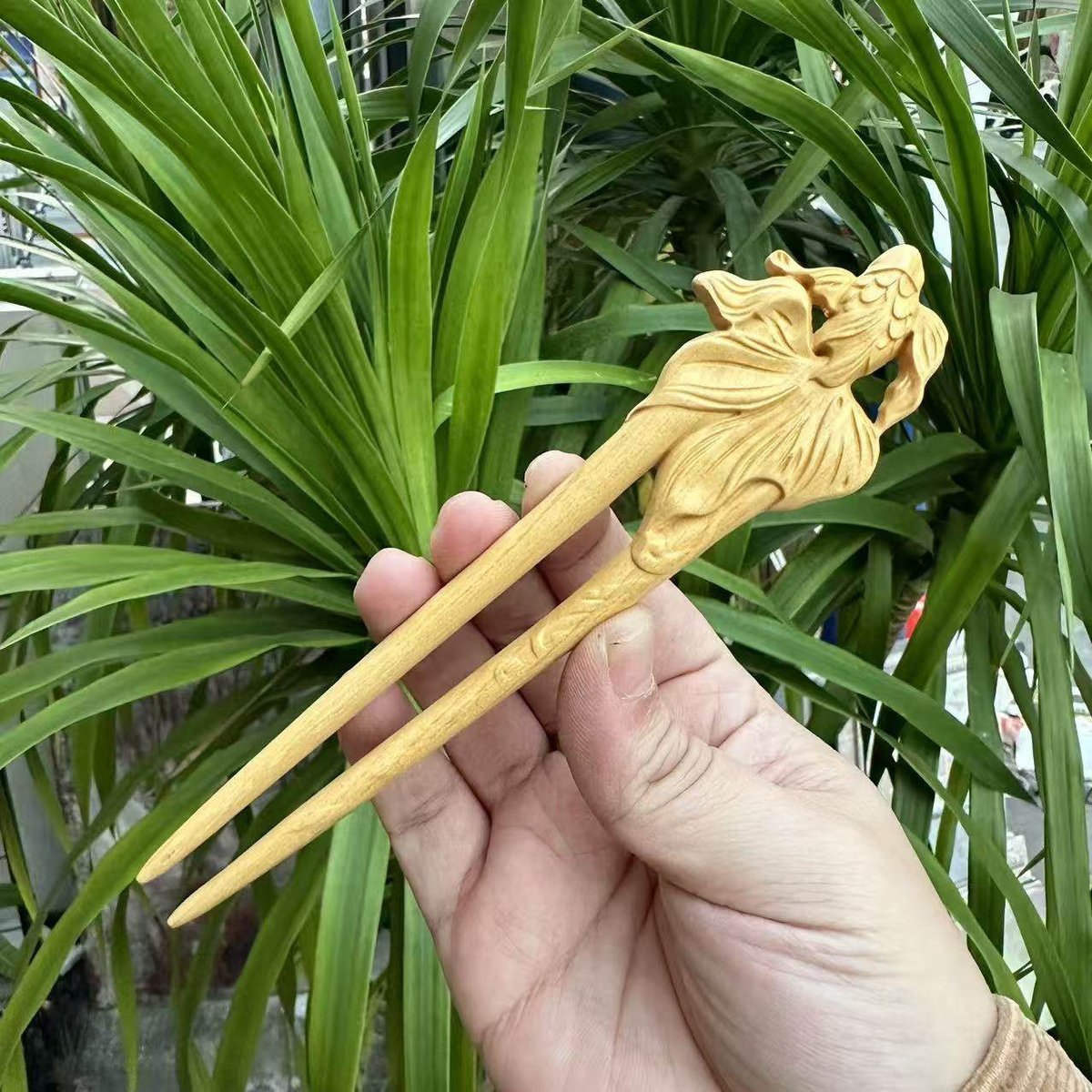 Natural Wooden Hair Stick Set - 17cm U Shape Koi Fish Hairpin (锦鲤)