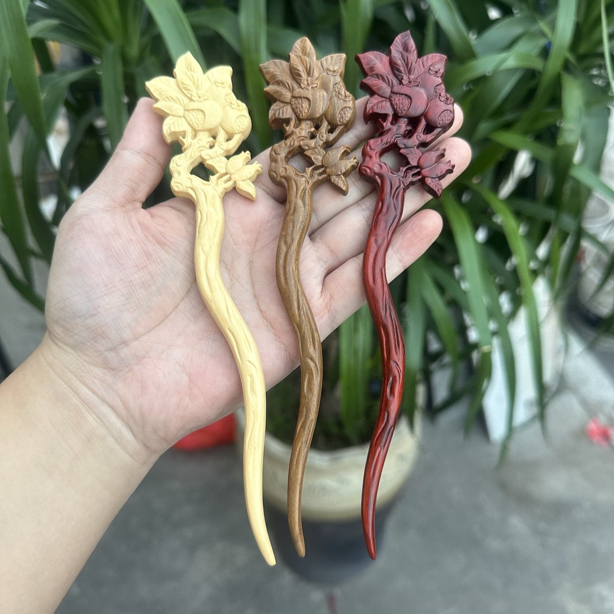 Set di bacchette per capelli in palissandro naturale - Fermaglio a forma di U con design a melograno da 20 cm (石榴单簪)