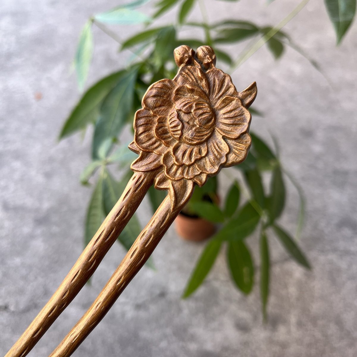 Set di bastoncini per capelli in legno naturale - Forcina per capelli a forma di U Peonia (富贵牡丹) da 17 cm