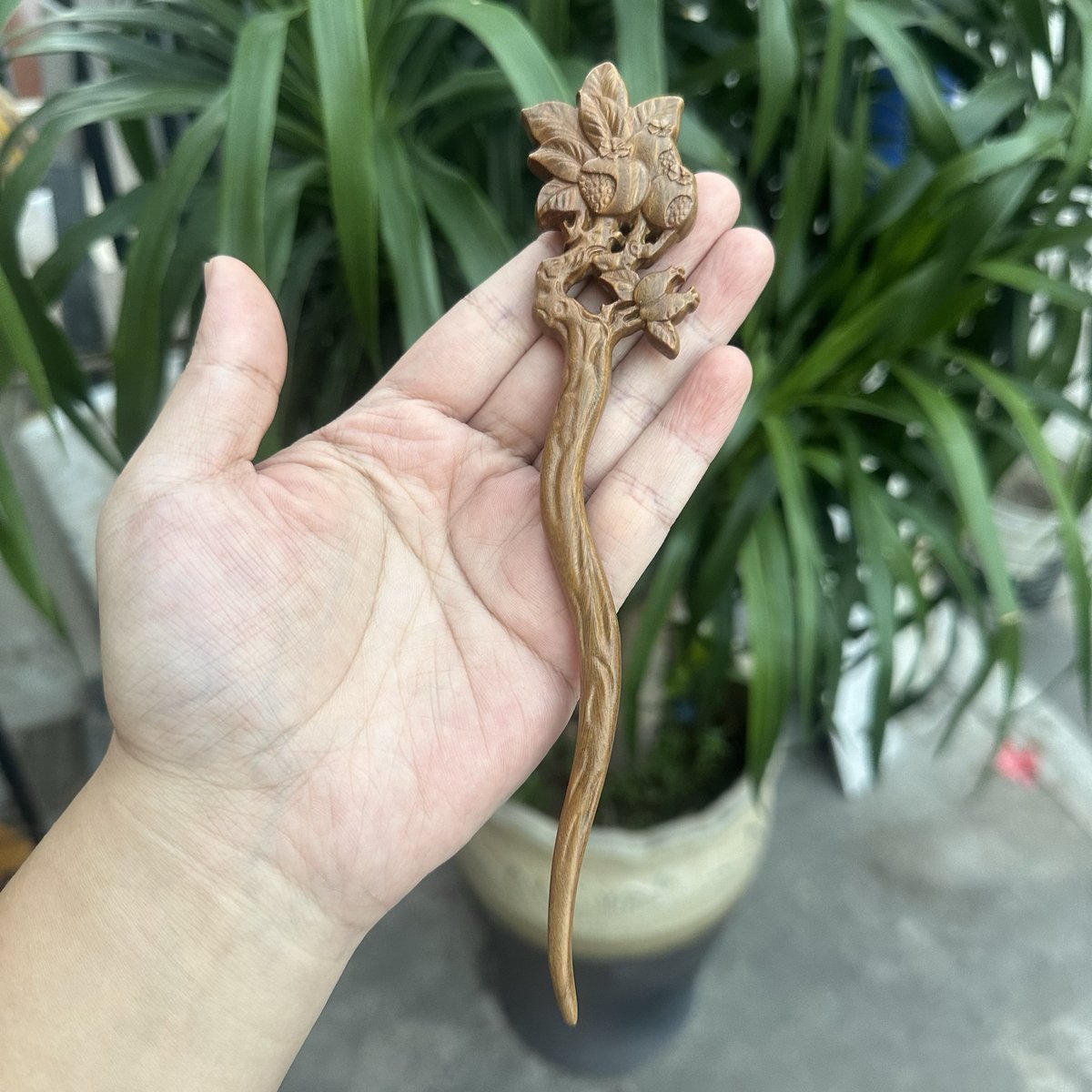 Set di bacchette per capelli in palissandro naturale - Fermaglio a forma di U con design a melograno da 20 cm (石榴单簪)