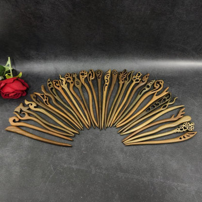 Green Sandalwood Hair Stick – Handmade 18cm Wooden Hair Pin for Updos