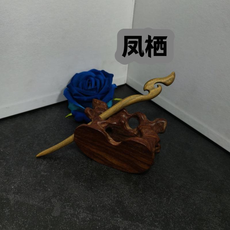 Handmade Green Sandalwood Hair Stick – 18cm Wooden Hair Pin for Women | Natural Fragrant Finish
