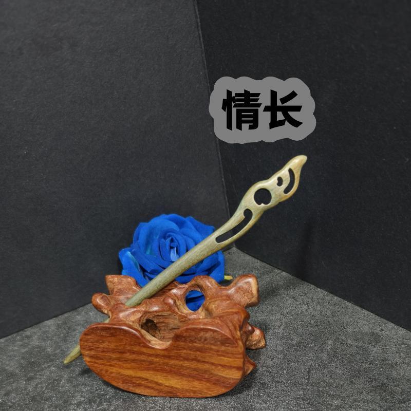 Handmade Green Sandalwood Hair Stick – 18cm Wooden Hair Pin for Women | Natural Fragrant Finish