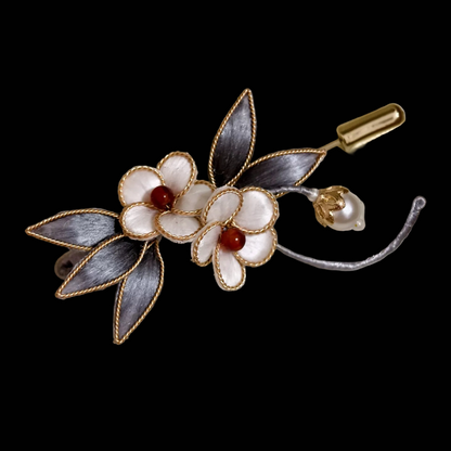 Handmade Ronghua White Blossom Brooch - Luxury Silk Floral Pin & Versatile Accessory