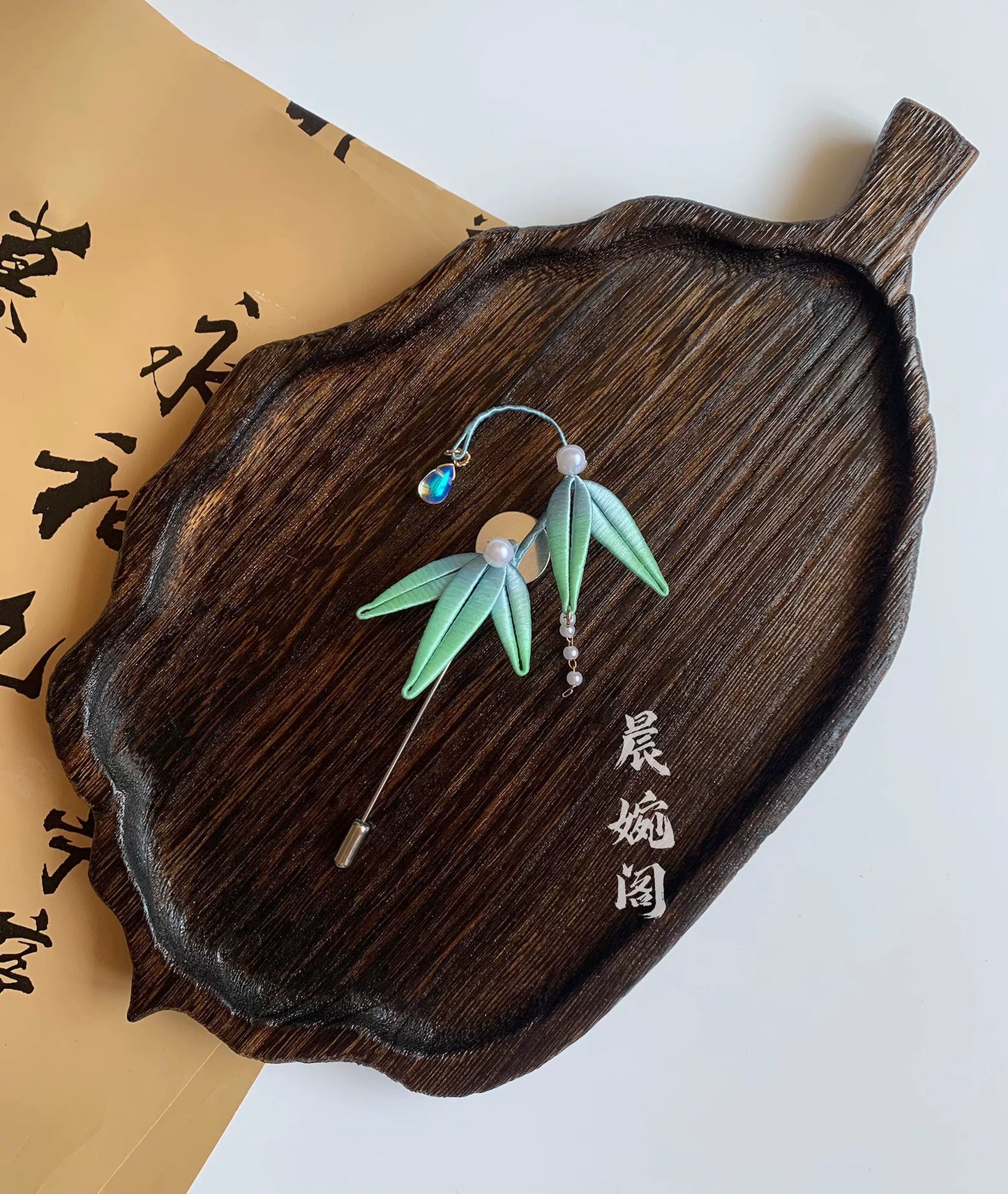 PF026 - Chanhua Brooch - Wholesale