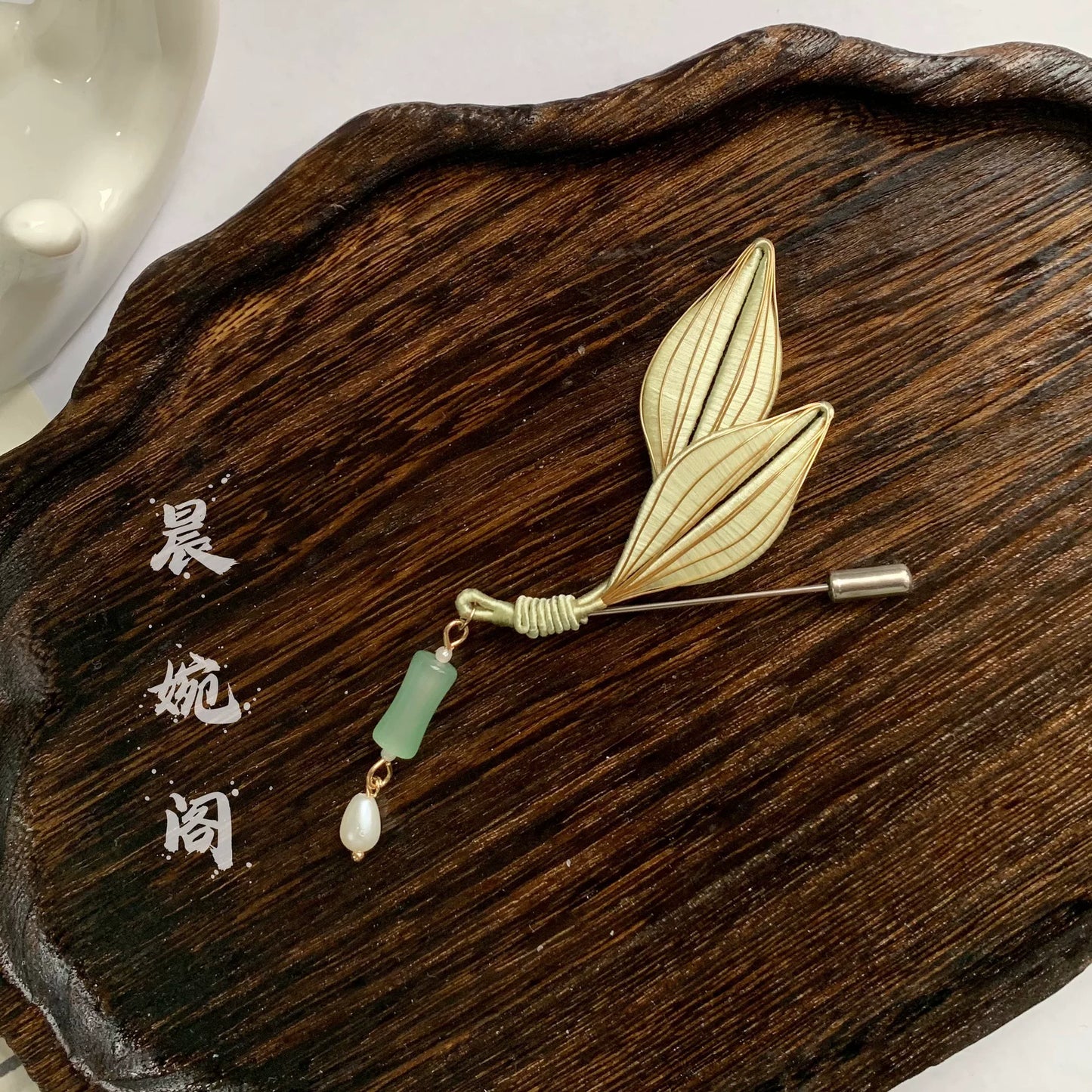 PF033 - Chanhua Brooch - Wholesale