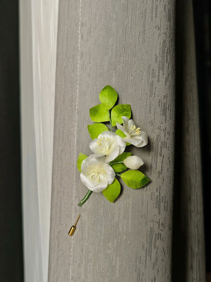 Broche de fleurs de poirier Ronghua faites à la main - Broche botanique réaliste