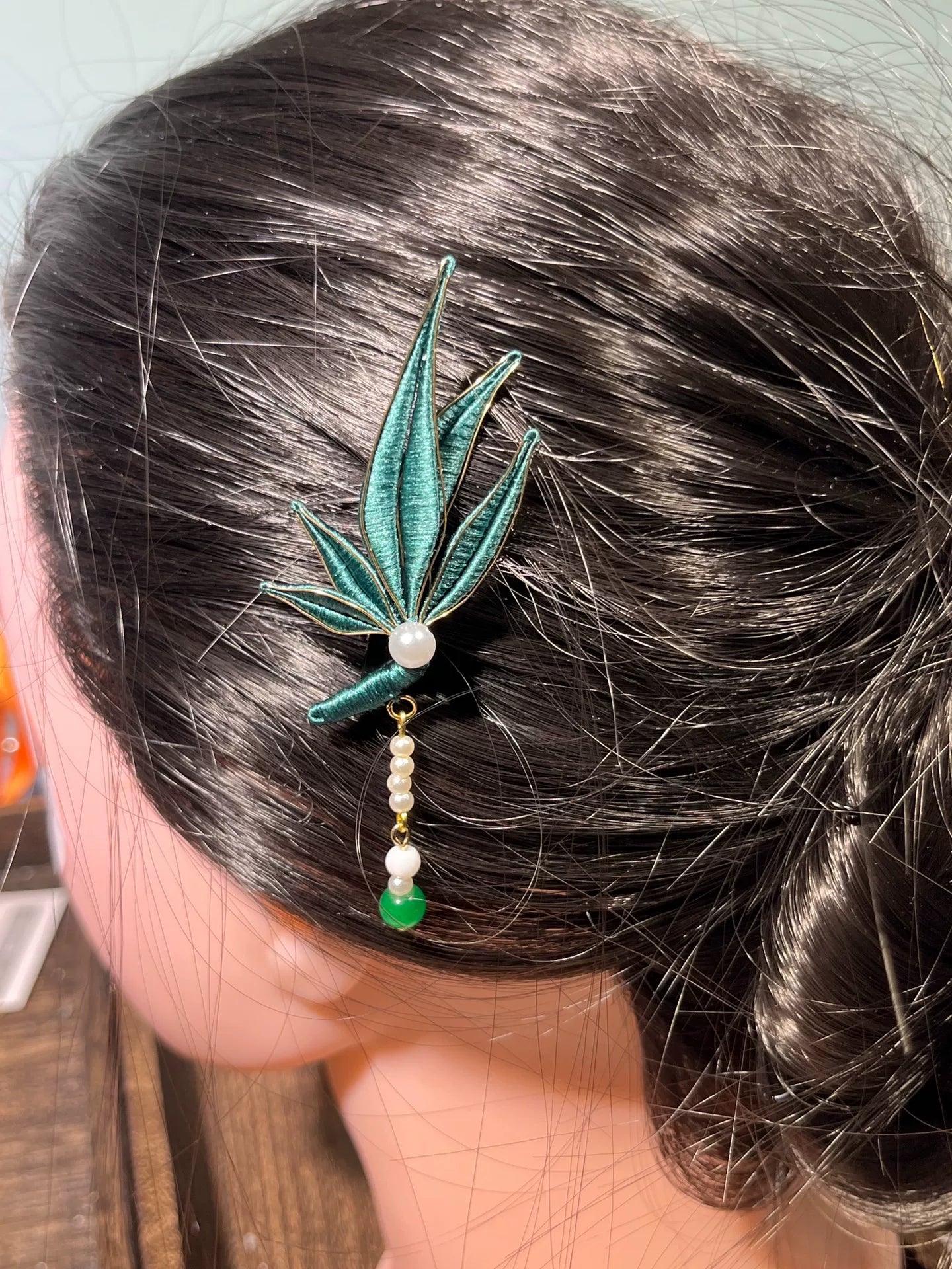 Handmade Chanhua bamboo - leaf hairpin with pearl and bead tassel-6