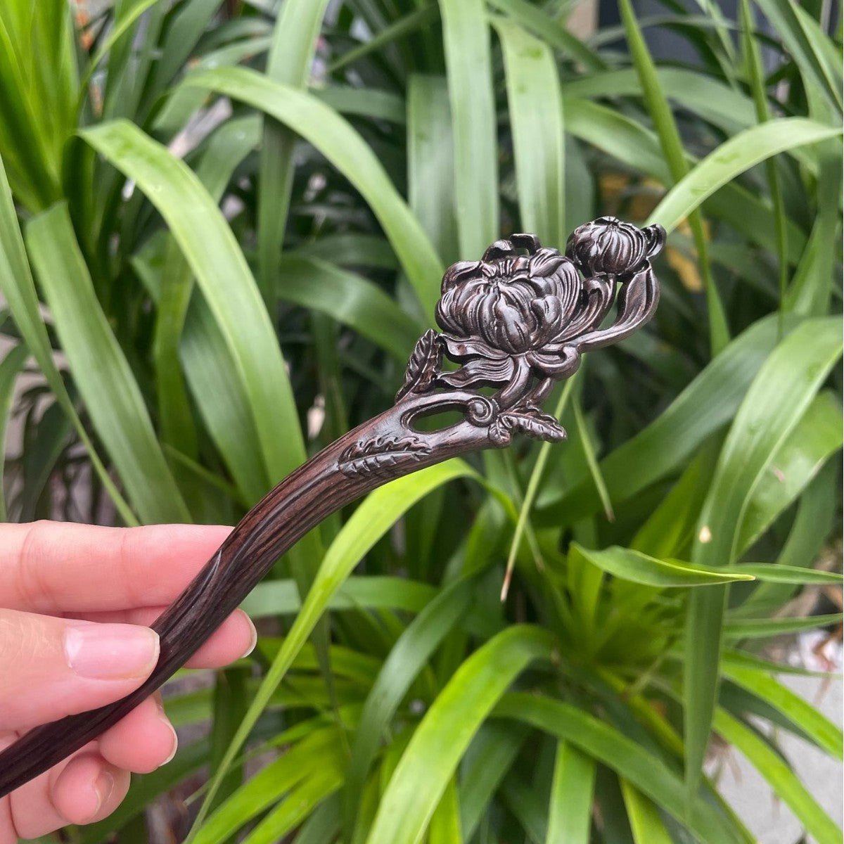 PF143 - Intricate Wooden Hair Sticks - Wholesale