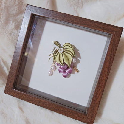 Handmade Chanhua Grape Brooch - Gold Leaf with Pearl Drop