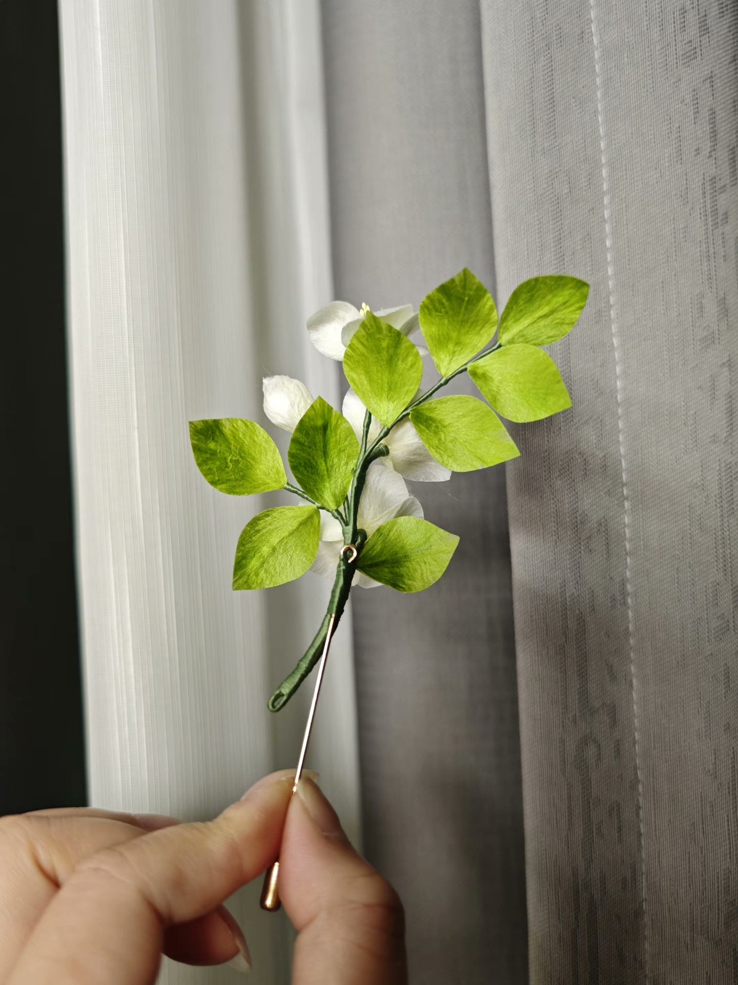 Broche de fleurs de poirier Ronghua faites à la main - Broche botanique réaliste