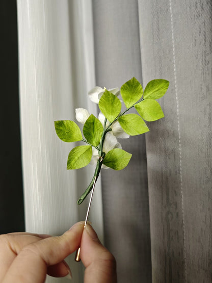 Broche de fleurs de poirier Ronghua faites à la main - Broche botanique réaliste