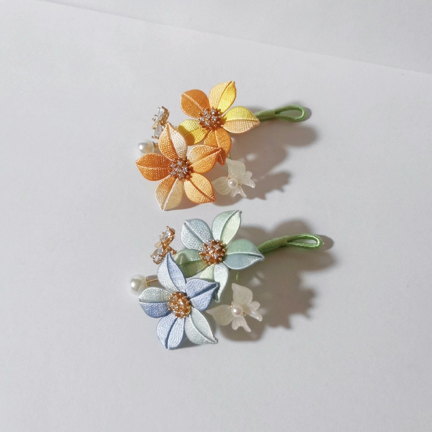 Shijing Handmade Chanhua Flower Brooch - Daily, Wedding & Banquet