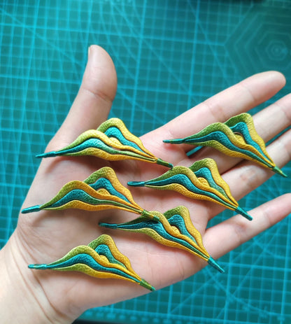 PF067 - Mountain Chanhua Brooch - Wholesale