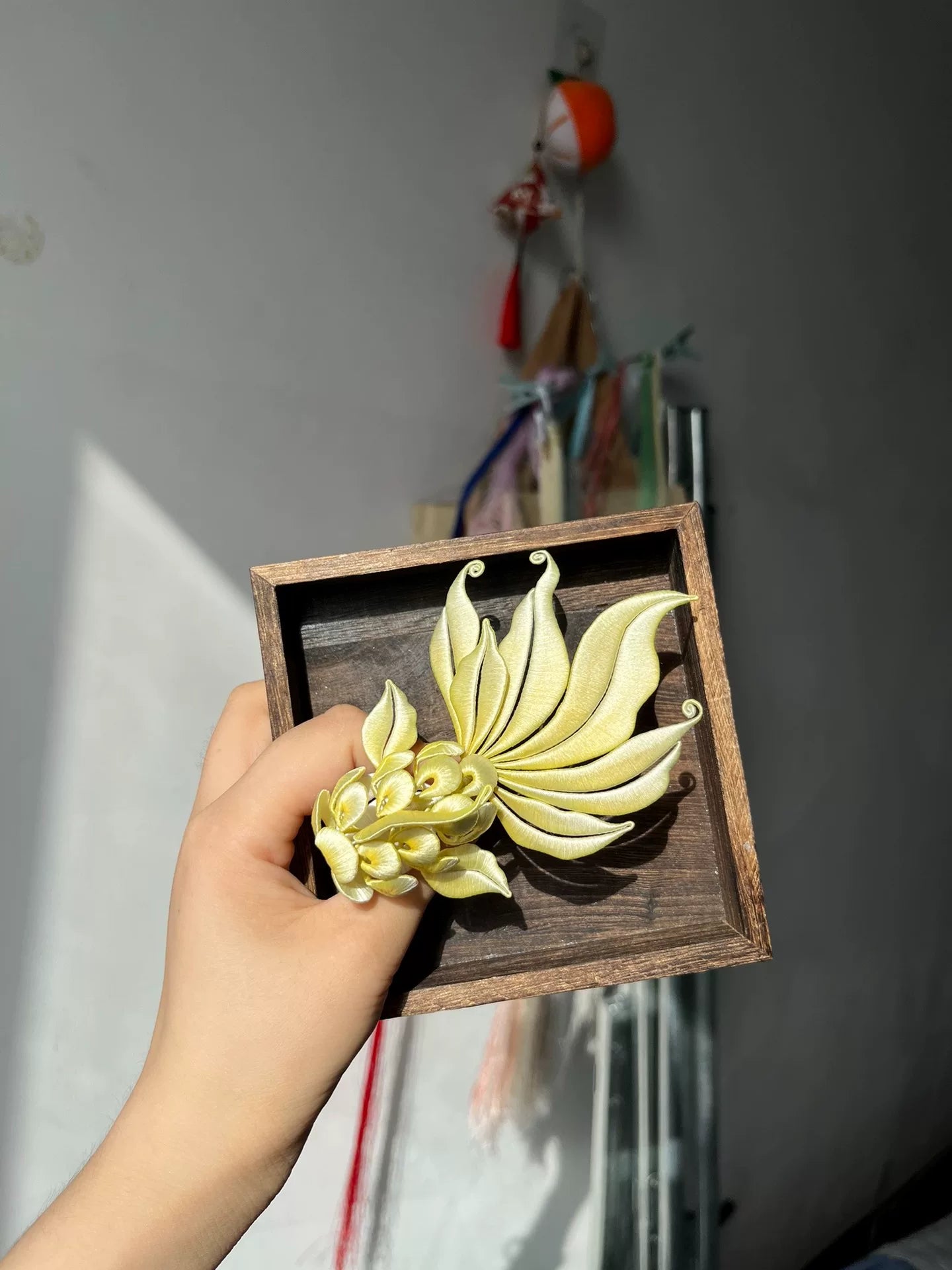 Handmade Chanhua dyed goldfish with orange - red color and flowing fins-5