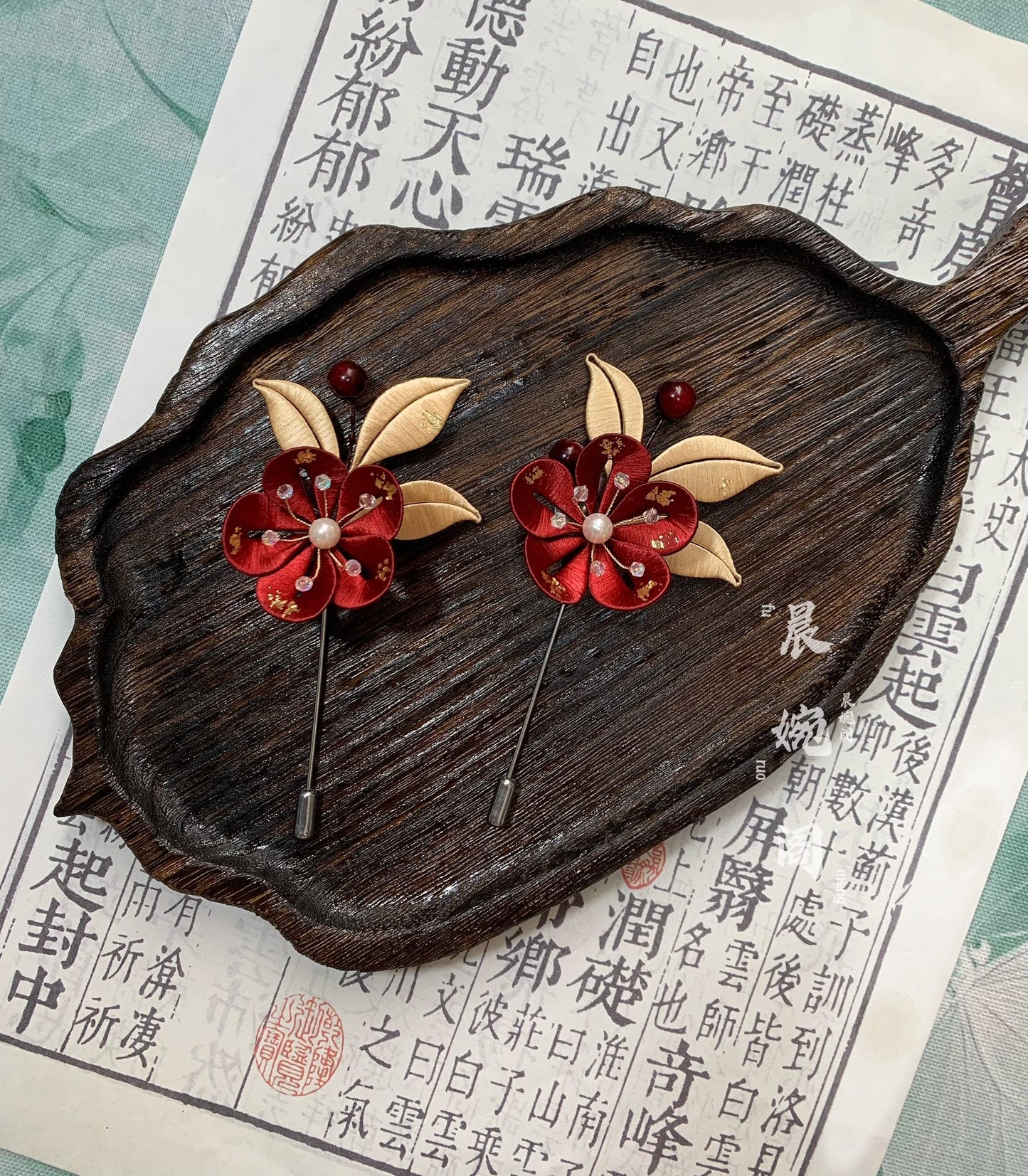 PF065 - Chanhua Brooch - Wholesale