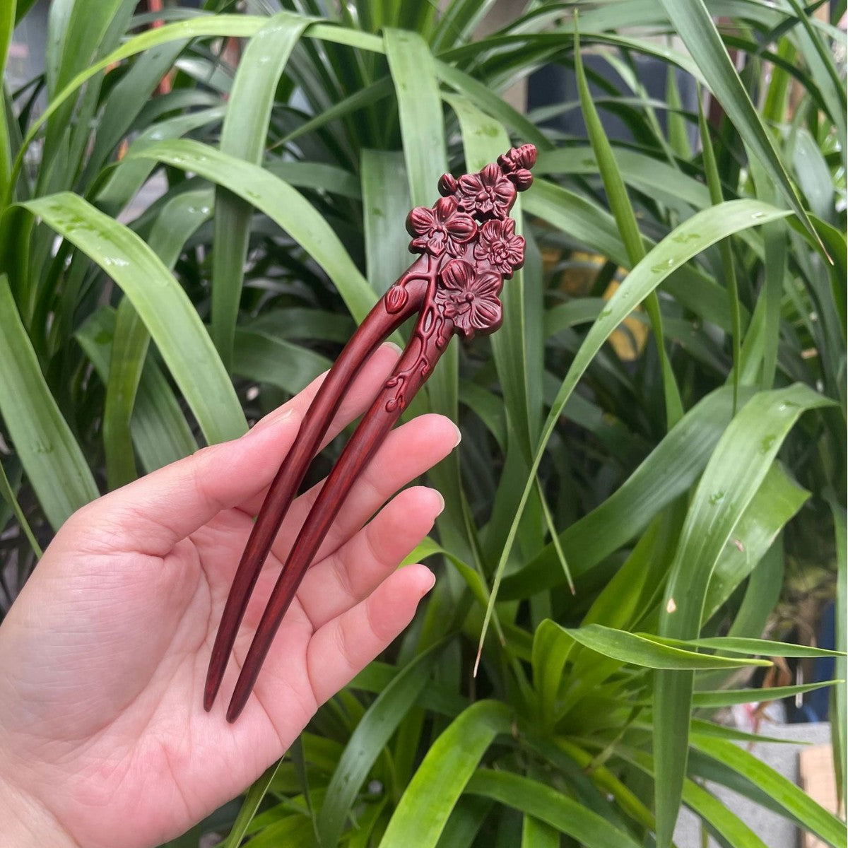 PF143 - Intricate Wooden Hair Sticks - Wholesale