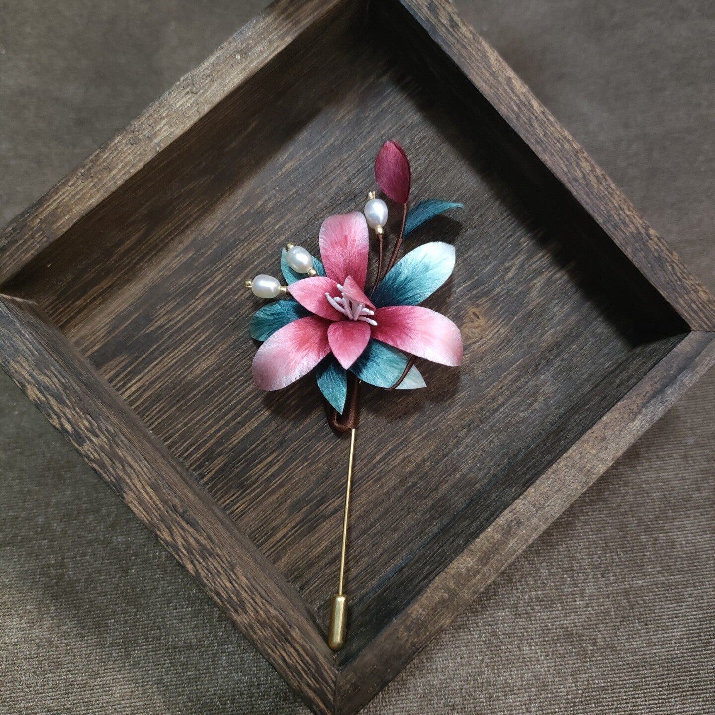 Broche Ronghua Orchidée Faite Main - Pétales Ombrés avec Perle