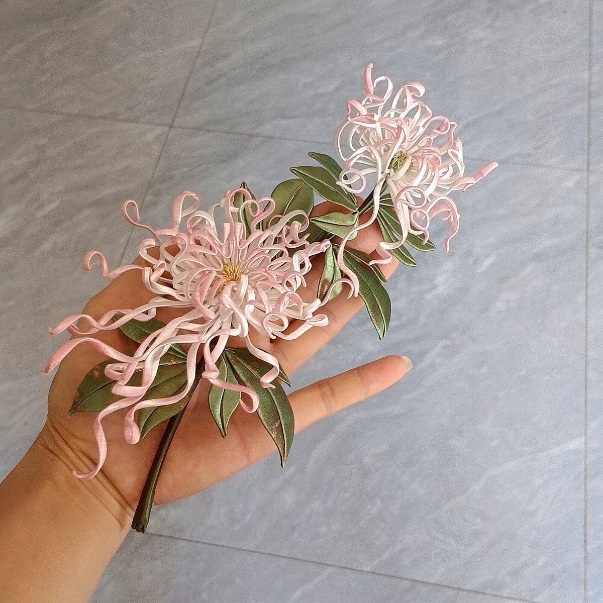 Handmade Chanhua Thread-Wrapped Chrysanthemum Ornament - Luxury Floral Decor for Vases & Displays