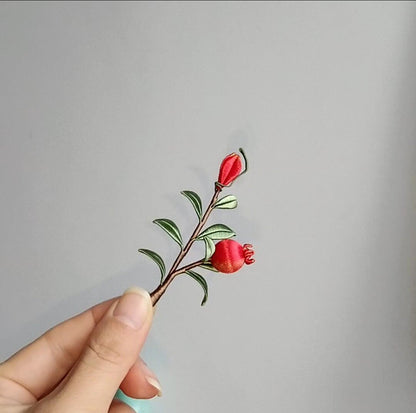 Handmade Chanhua Thread-Wrapped Floral Brooch - Red Blossom Accessory