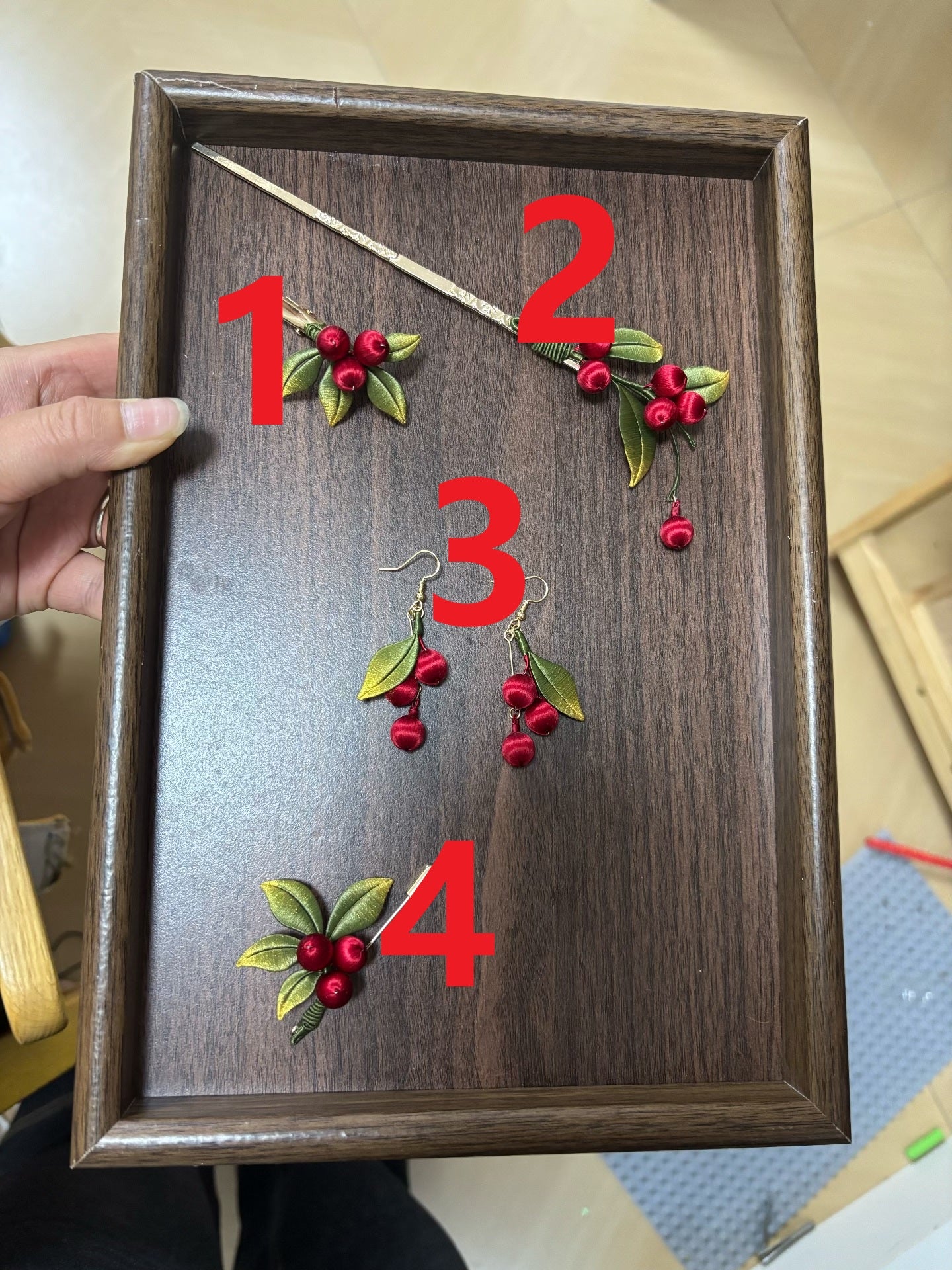 PF229 - Red Berries Chanhua - Wholesale