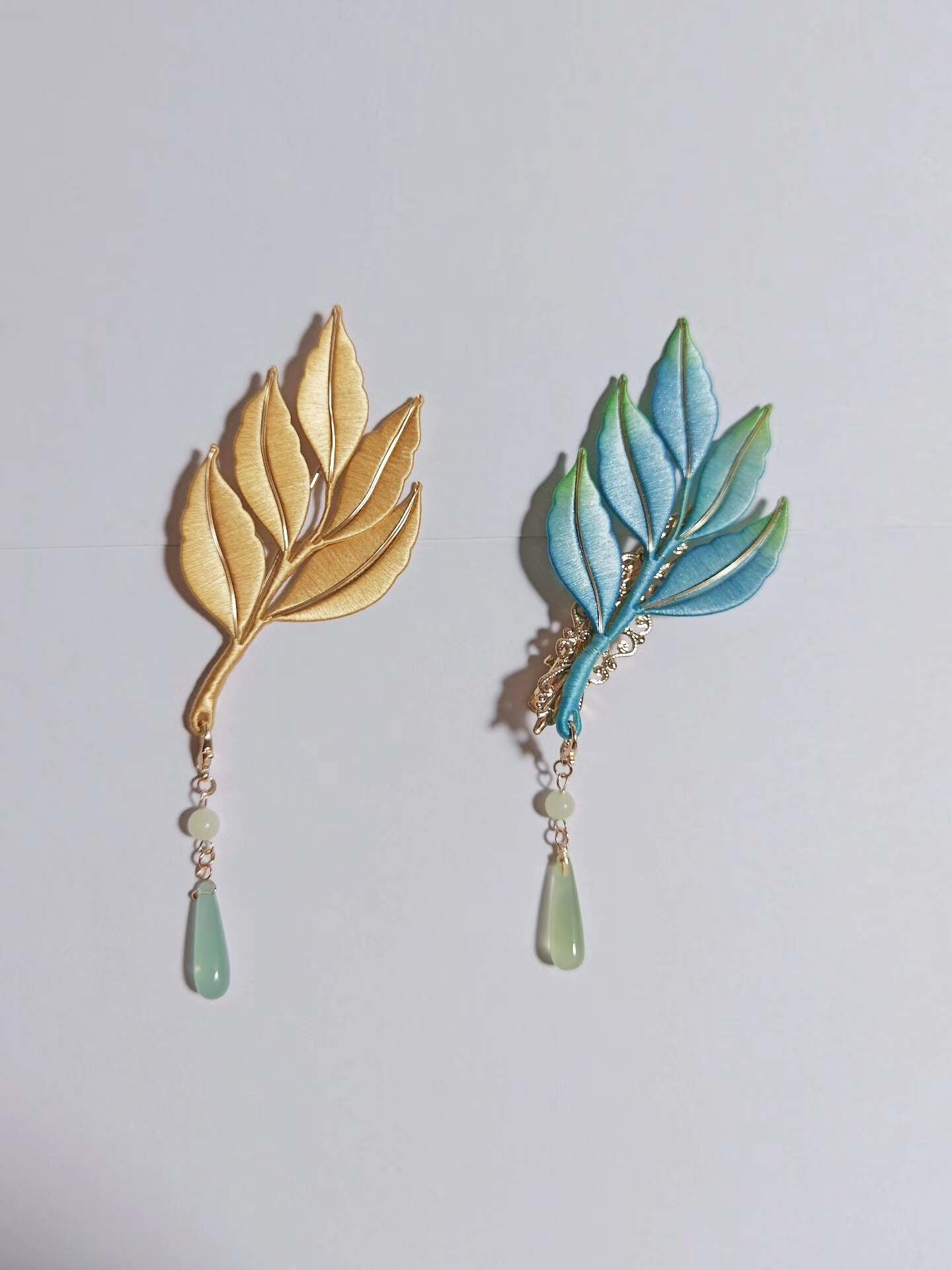 Handmade Chanhua Green Leaf Brooch - Gold Edge with Jade Drop