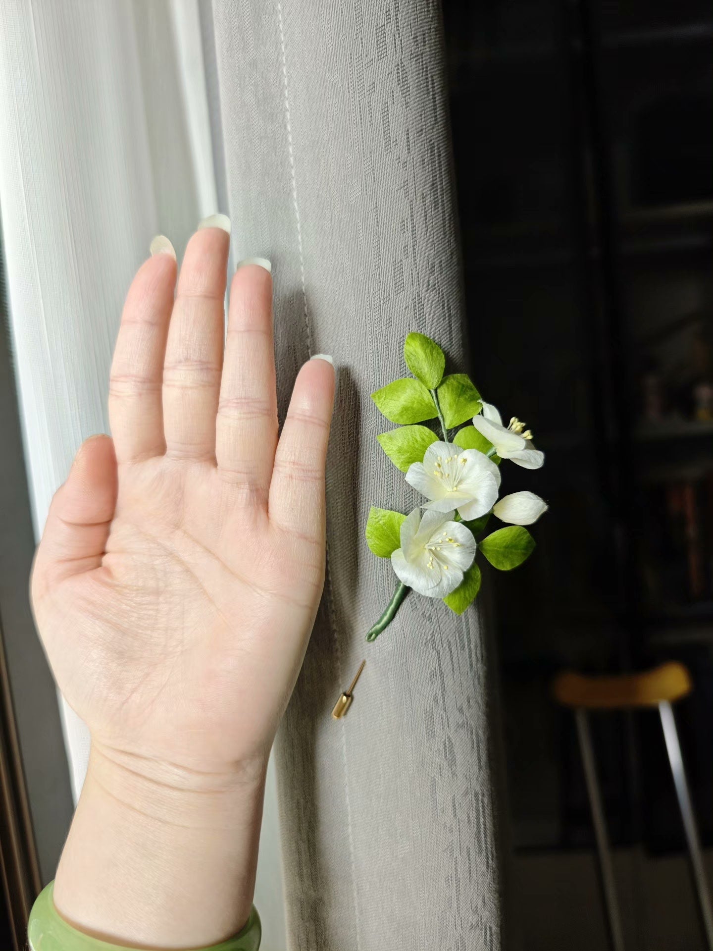 Broche de fleurs de poirier Ronghua faites à la main - Broche botanique réaliste