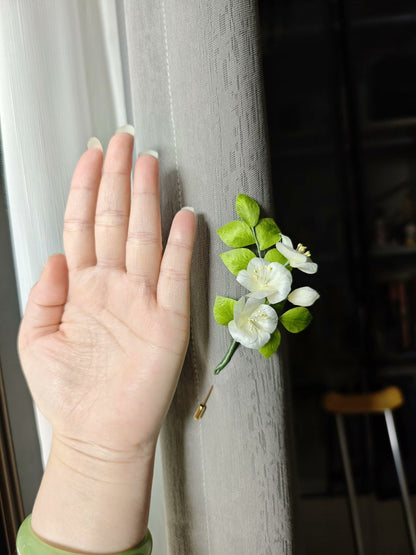 Broche de fleurs de poirier Ronghua faites à la main - Broche botanique réaliste