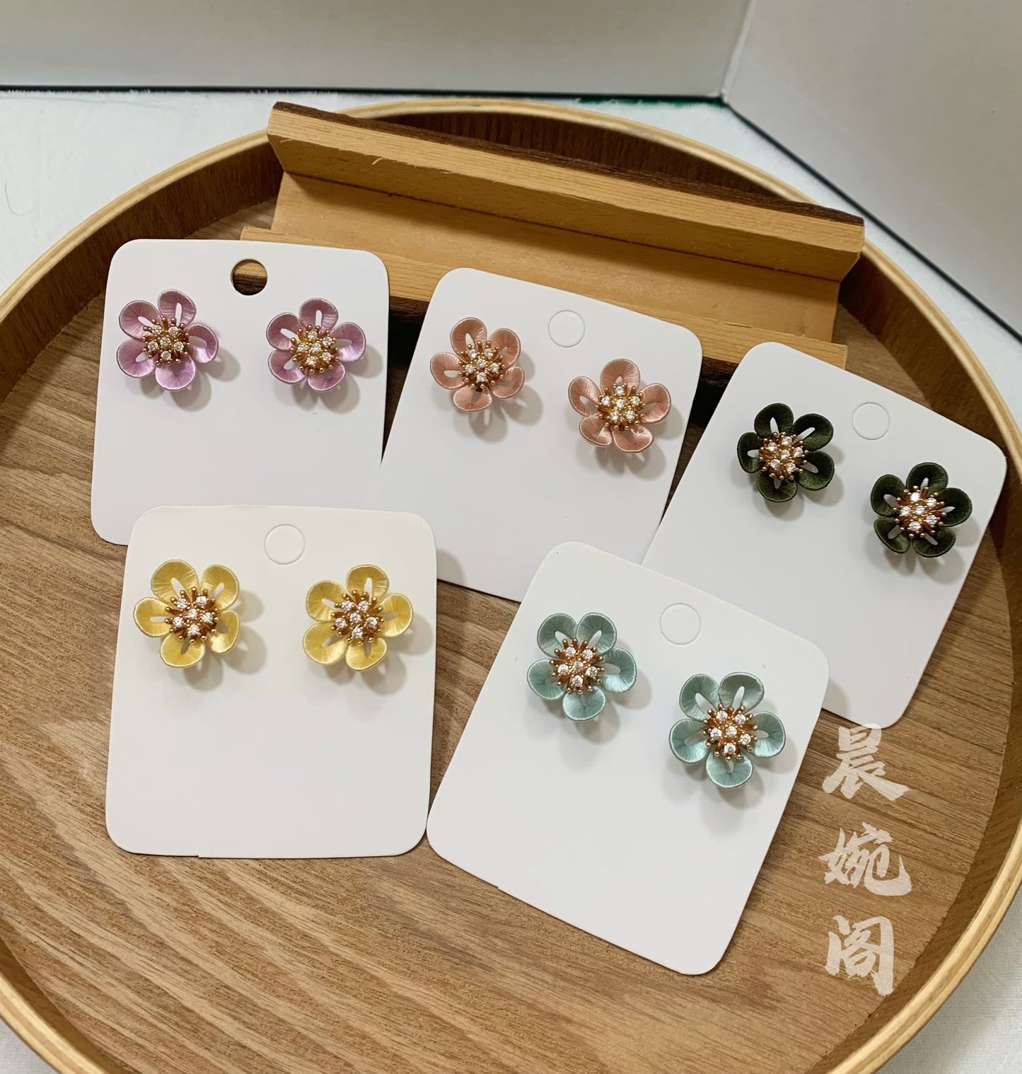 PF017 - Chanhua Earrings - Wholesale