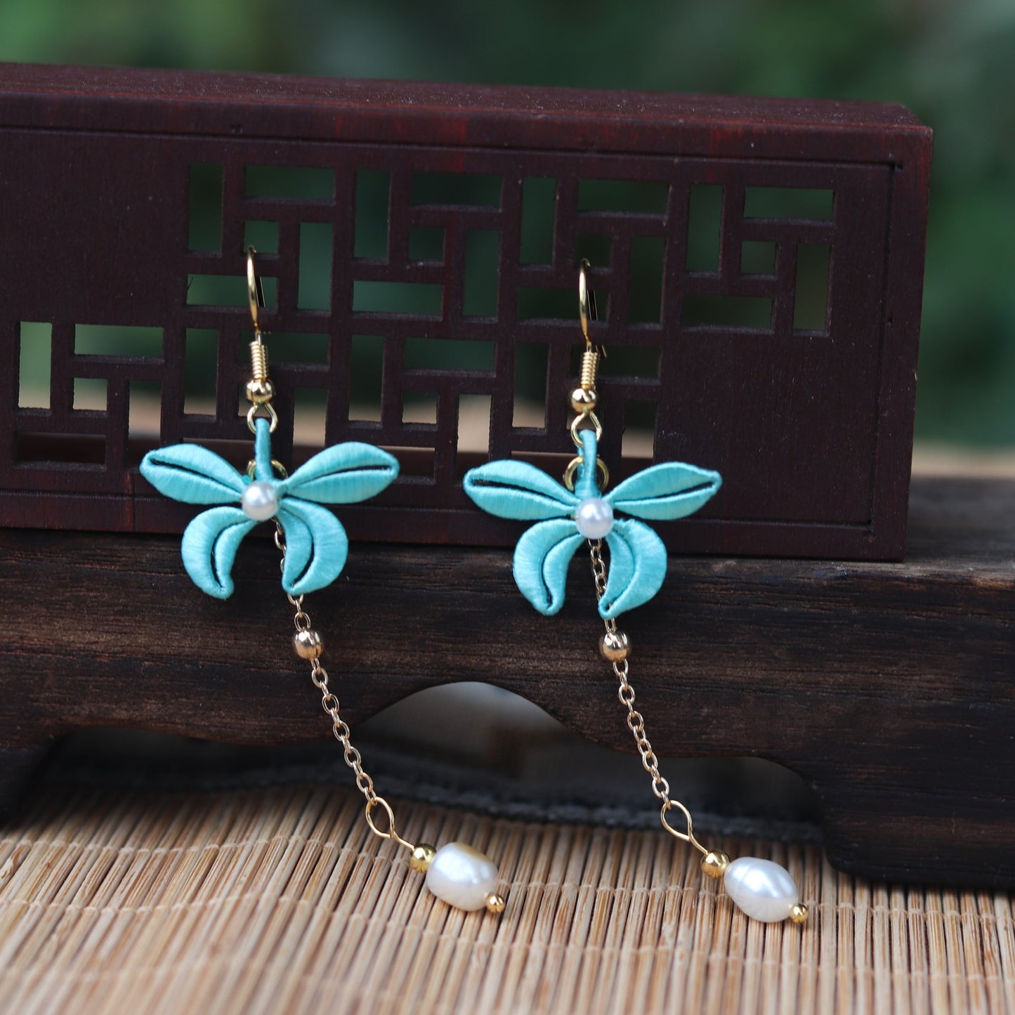 PF893 - Chanhua Earrings - Wholesale