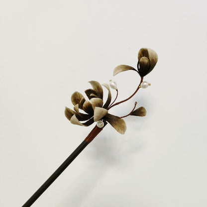 Handmade Ronghua Magnolia Hairpin - White & Green with Pearl - Wedding & Daily