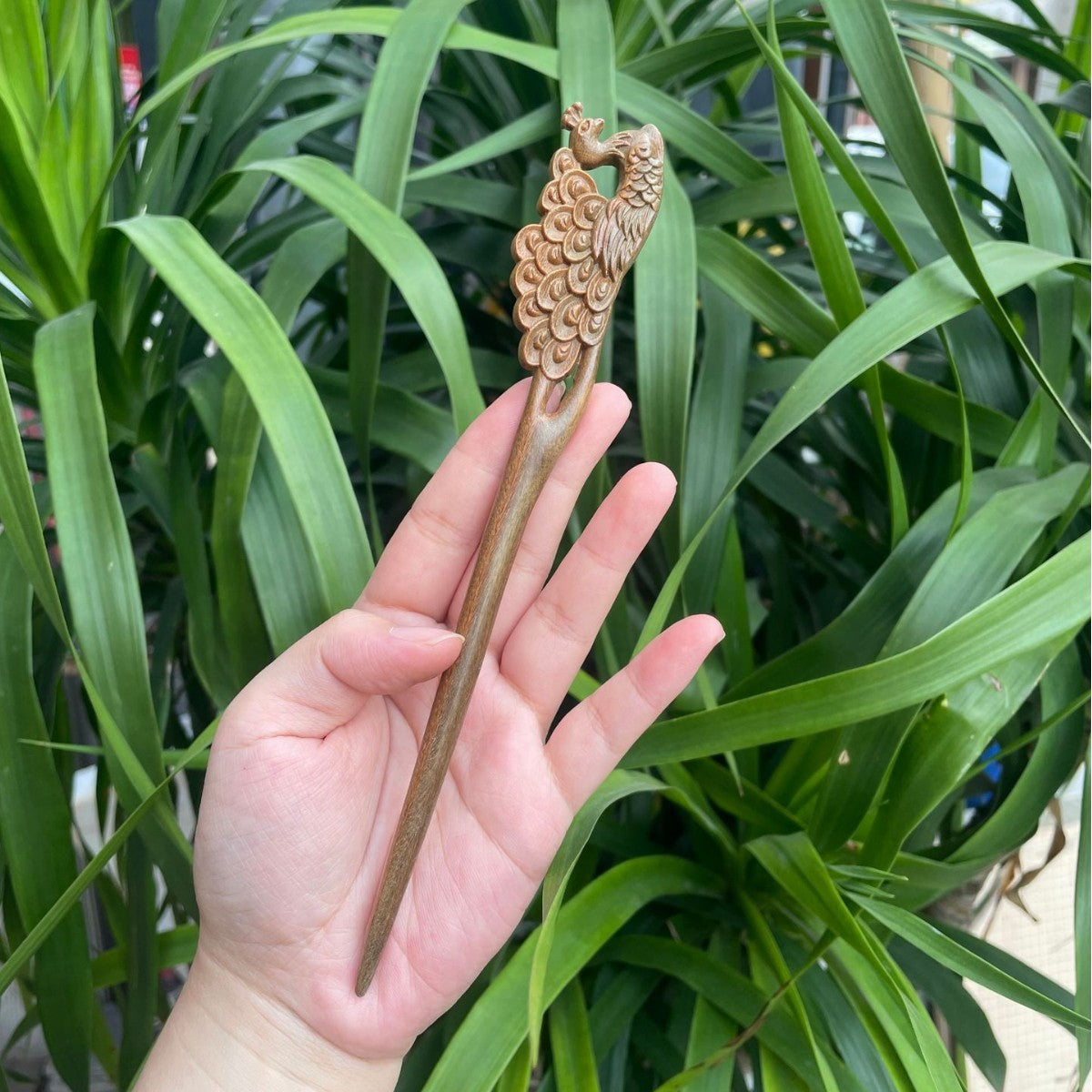 PF145 - 20cm Green Sandalwood Hair Sticks - Wholesale