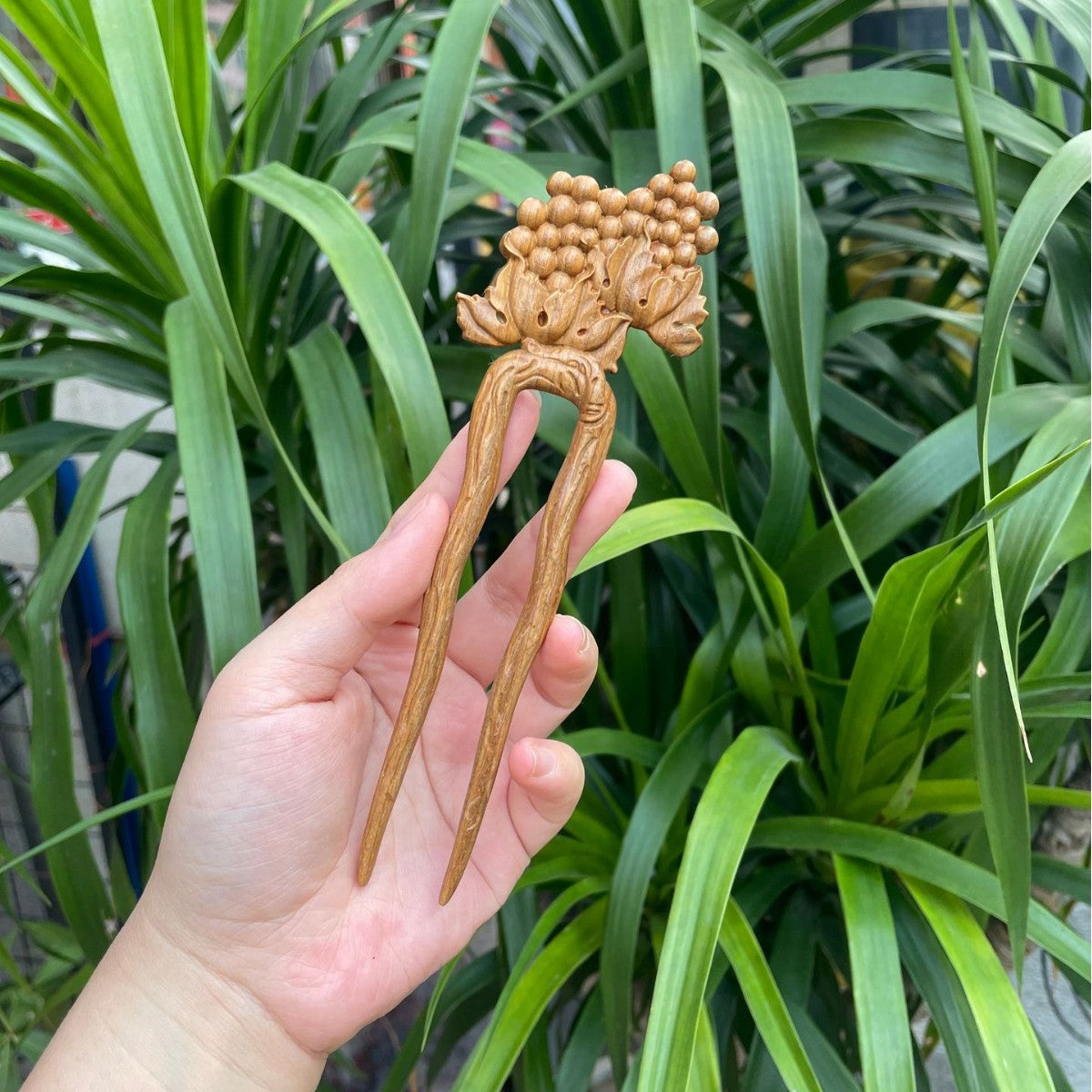 PF143 - Intricate Wooden Hair Sticks - Wholesale